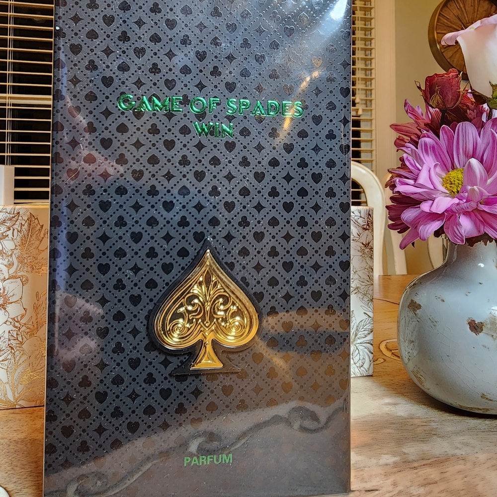 Game of Spades Win Eau de Parfum - Black & Gold Packaging